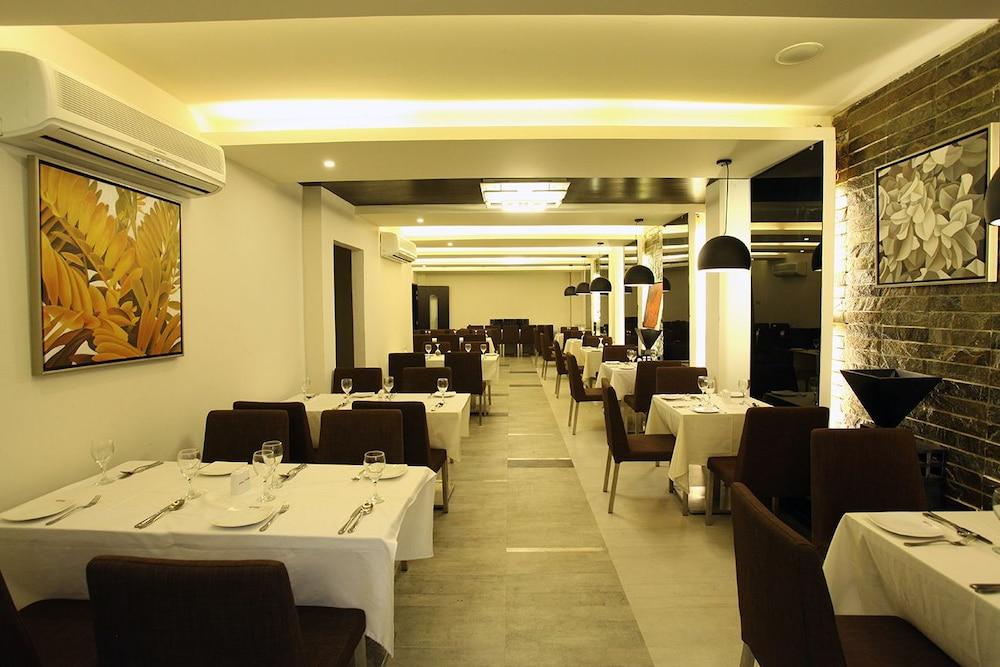 Galesia Hotel & Resort - דאהקה מראה חיצוני תמונה