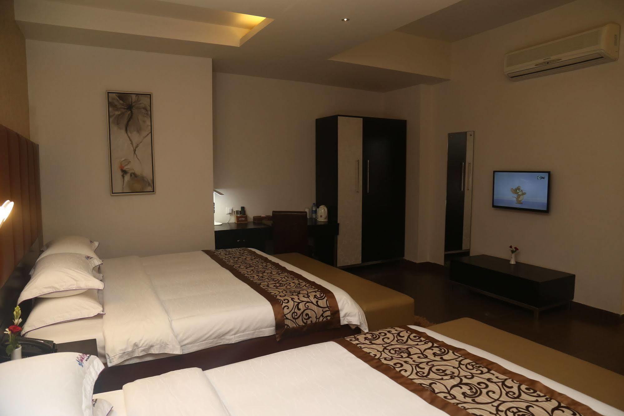 Galesia Hotel & Resort - דאהקה מראה חיצוני תמונה